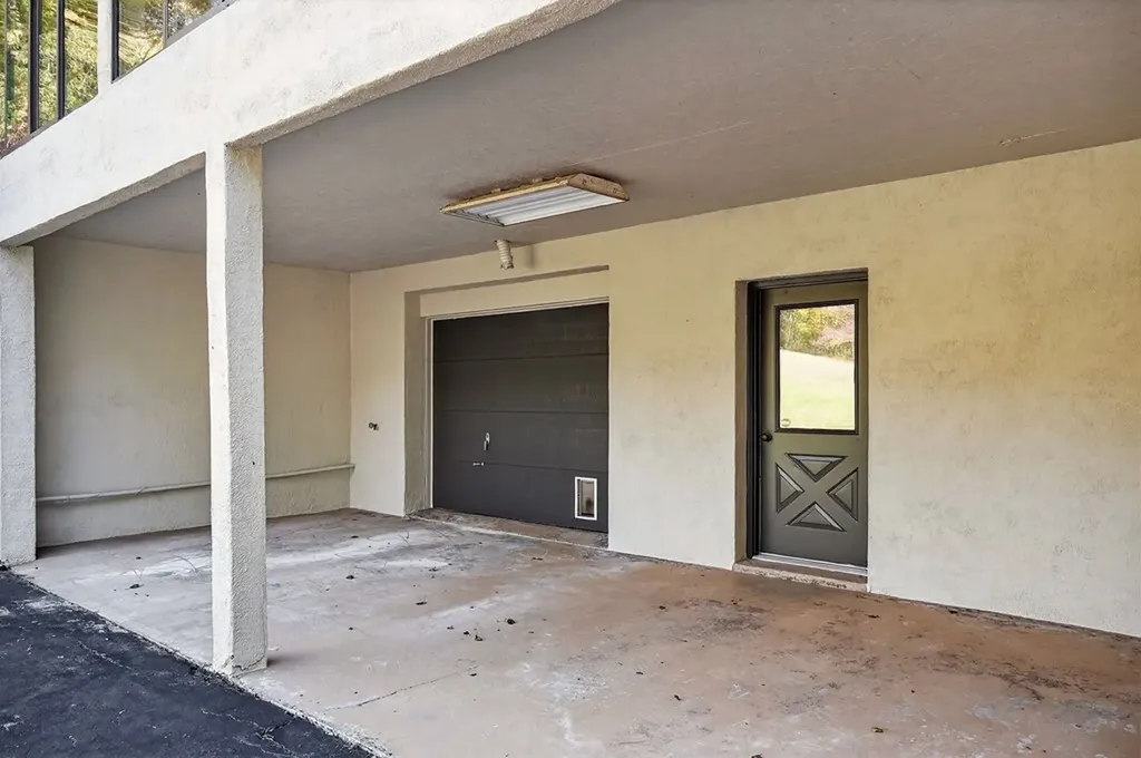 3300 Roberts Matthews Highway Sparta TN 38583