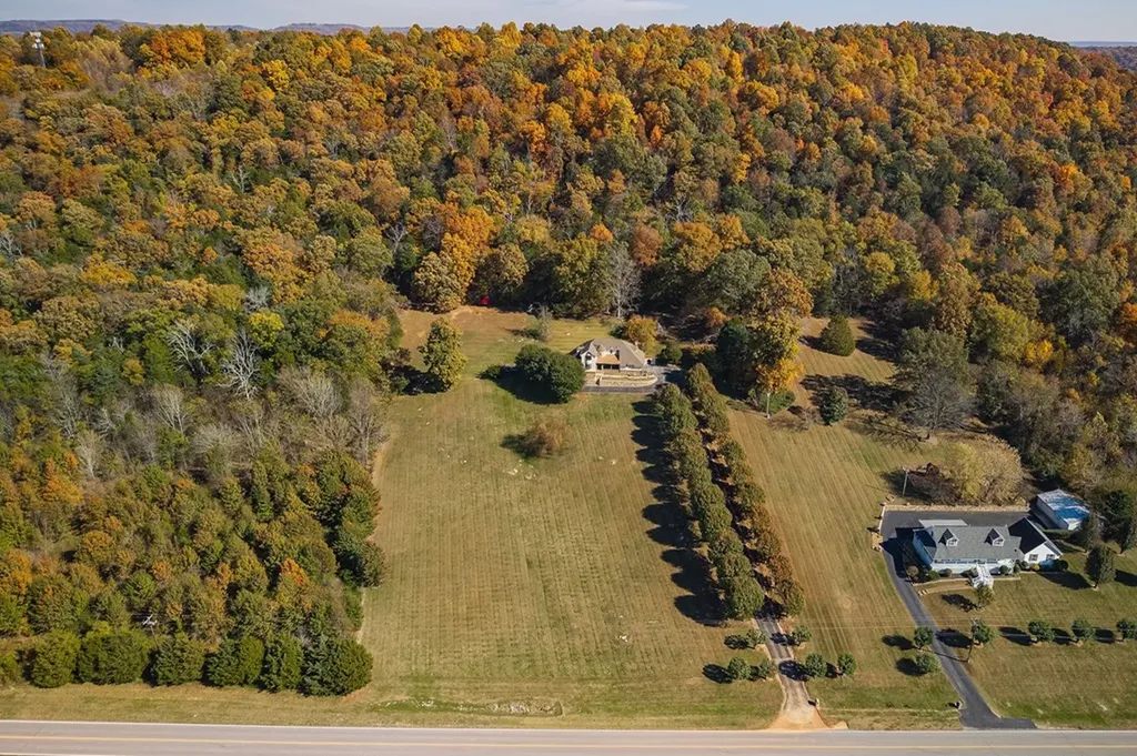 3300 Roberts Matthews Highway Sparta TN 38583