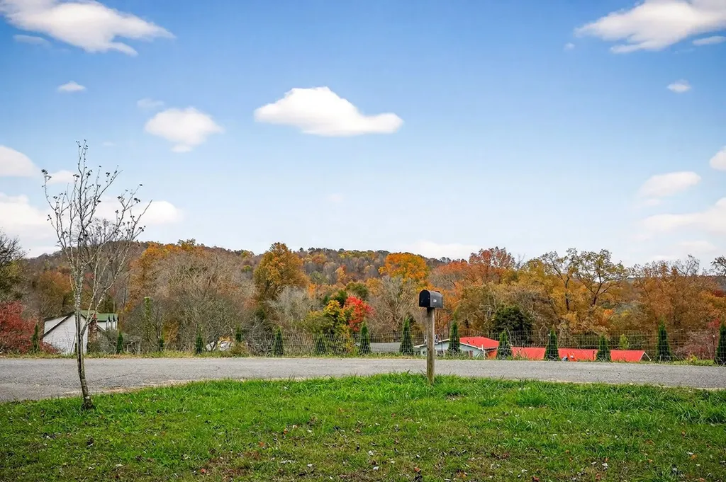 3382 Dietz Drive Cookeville TN 38506