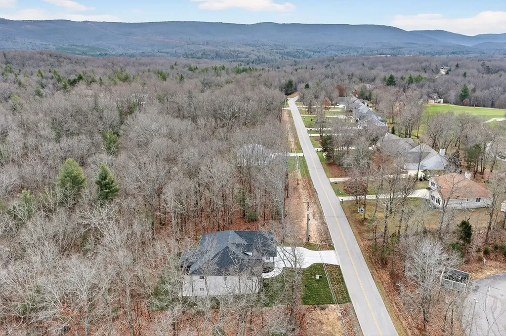 605 Westchester Drive Crossville TN 38558