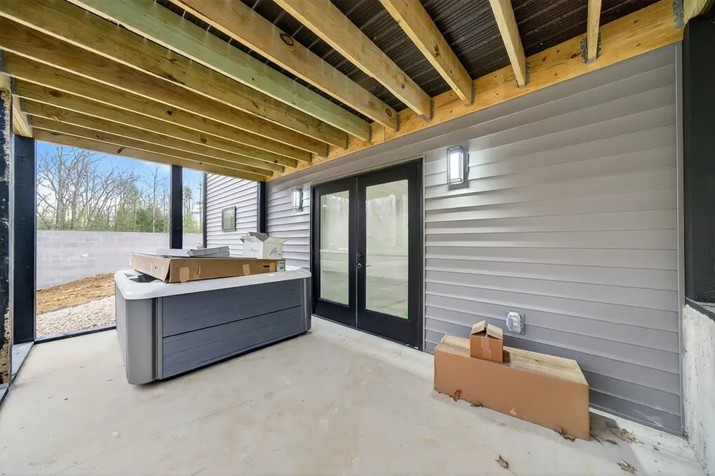 157 Natchez Circle Crossville TN 38558