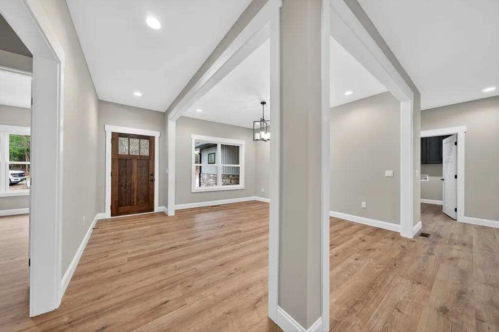 157 Natchez Circle Crossville TN 38558