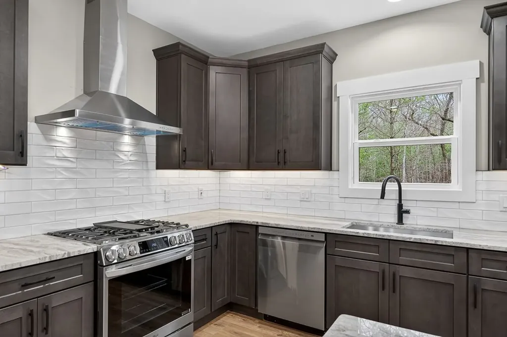 157 Natchez Circle Crossville TN 38558