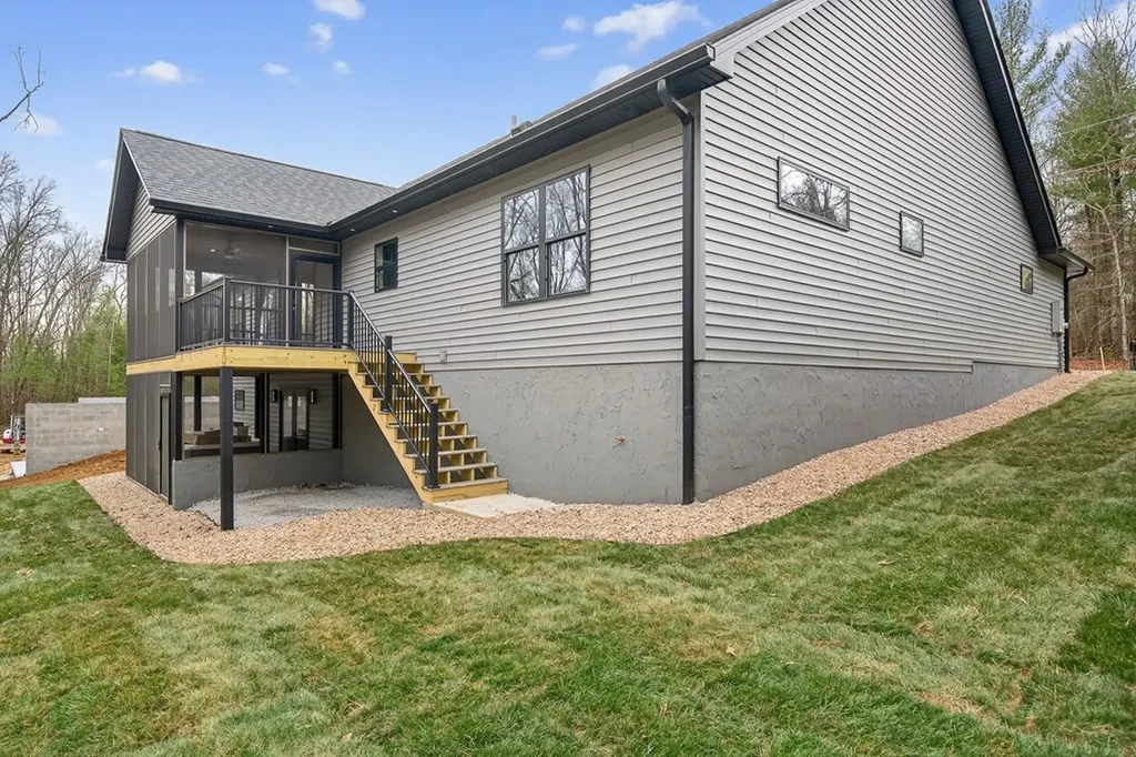 157 Natchez Circle Crossville TN 38558