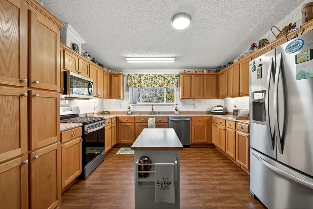 7578 East Fork Lane Crawford TN 38554