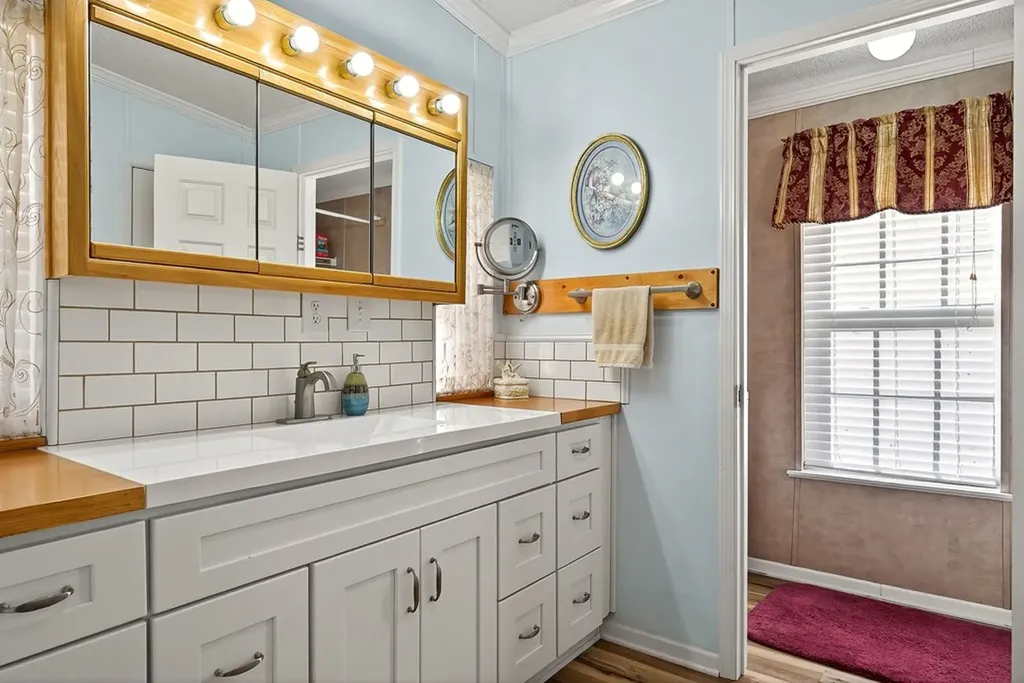 7578 East Fork Lane Crawford TN 38554