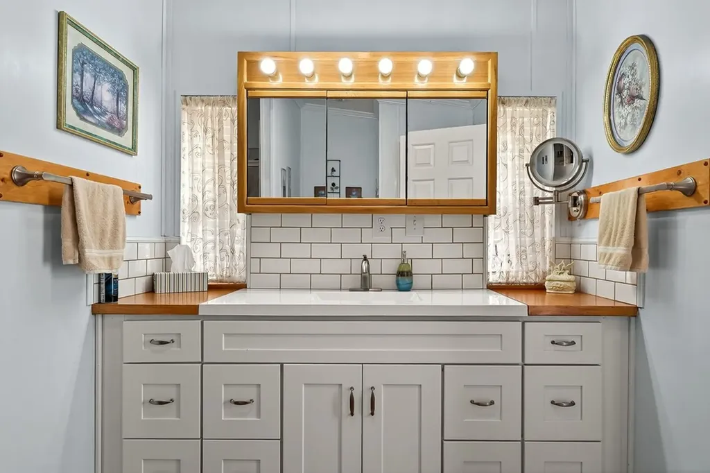 7578 East Fork Lane Crawford TN 38554