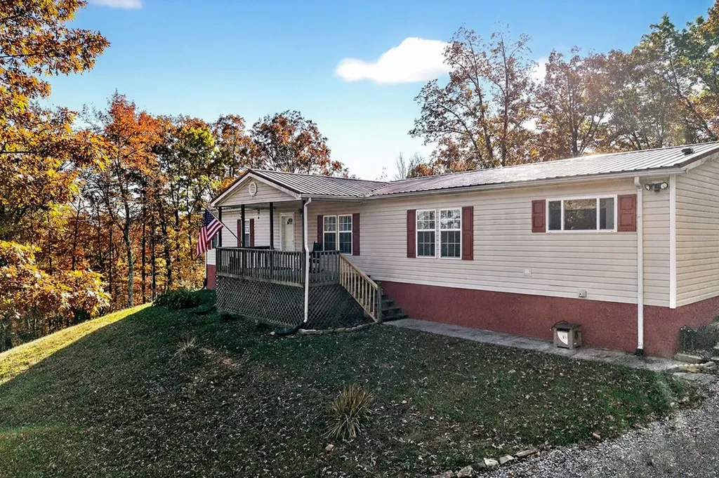 7578 East Fork Lane Crawford TN 38554