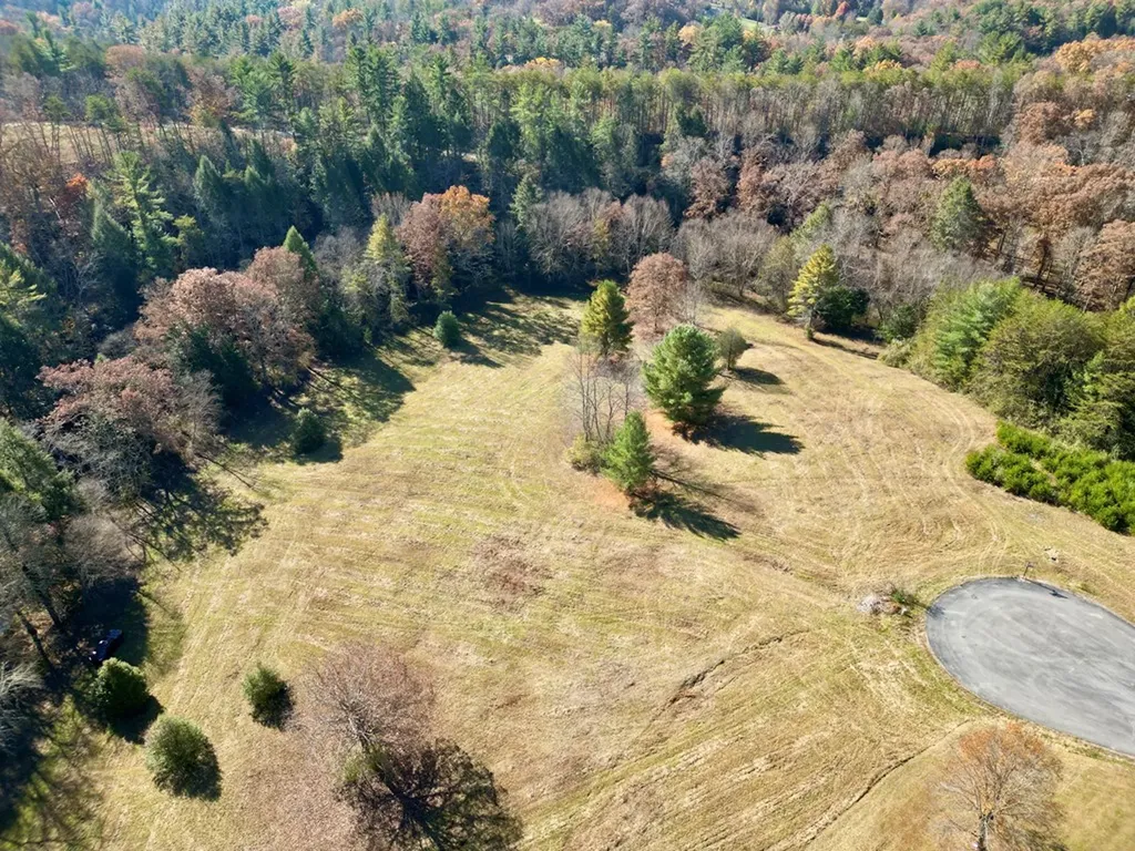 0 Daddy's Creek Trail - 7.92 Acres Crossville TN 38555