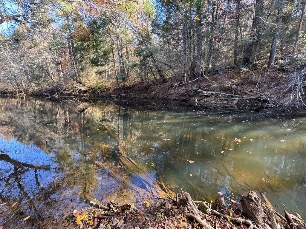 0 Daddy's Creek Trail - 7.92 Acres Crossville TN 38555