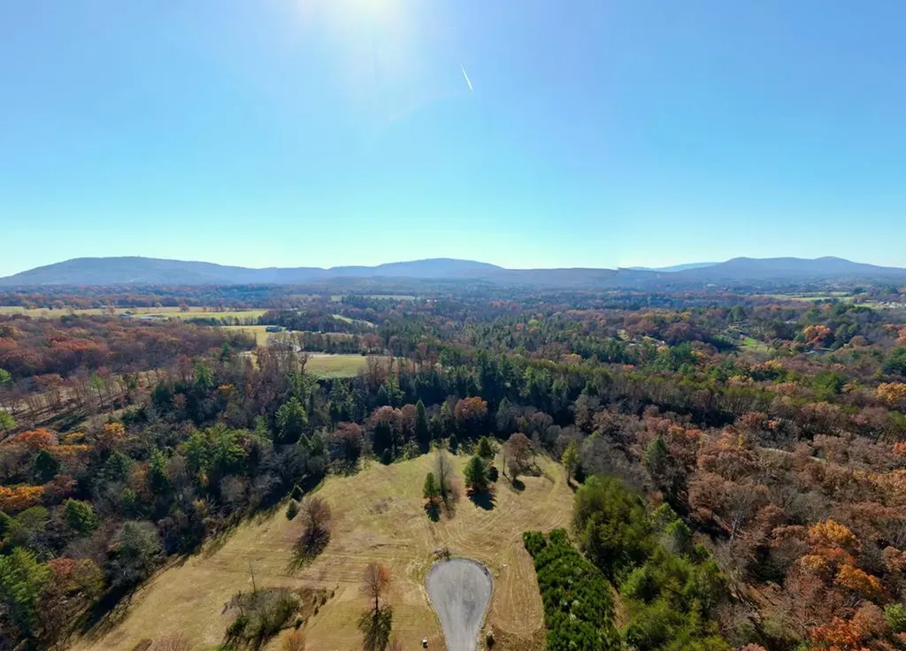 0 Daddy's Creek Trail - 7.92 Acres Crossville TN 38555