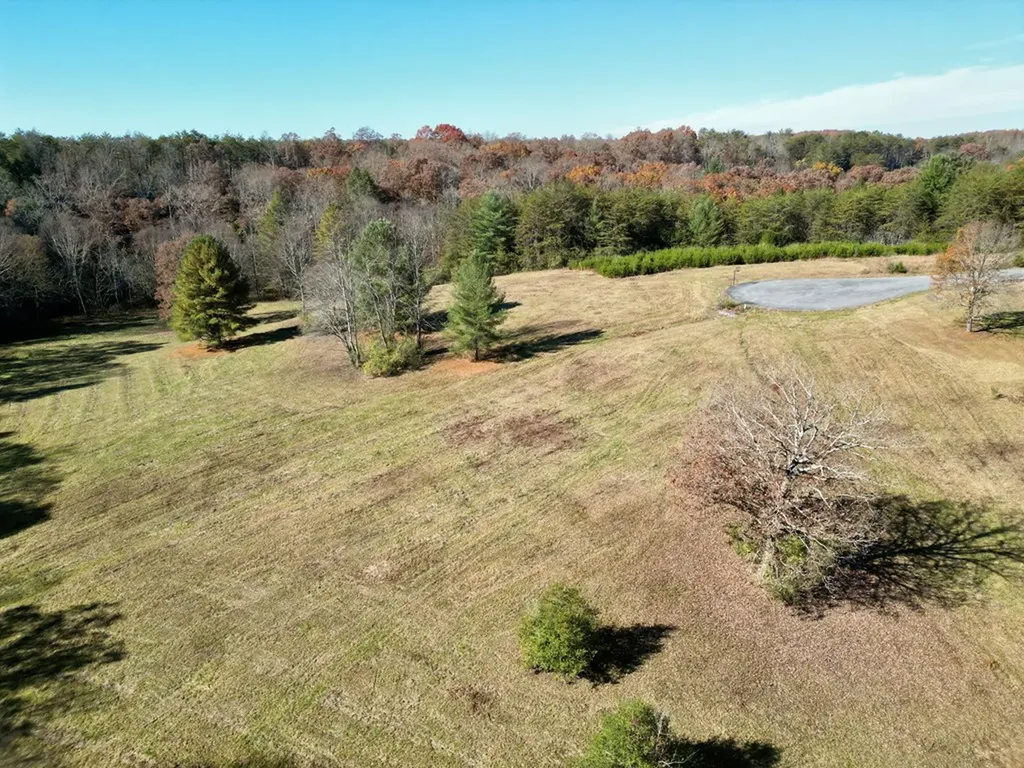 0 Daddy's Creek Trail - 7.92 Acres Crossville TN 38555