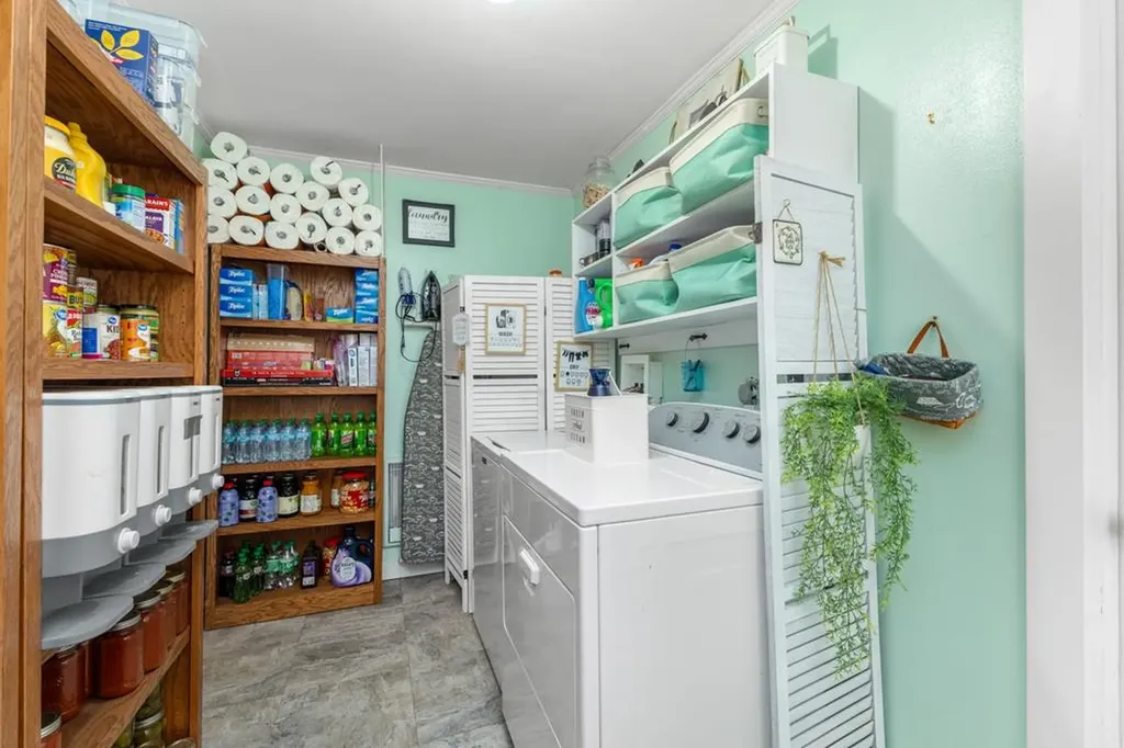 3564 Smithville Highway Mcminnville TN 37110