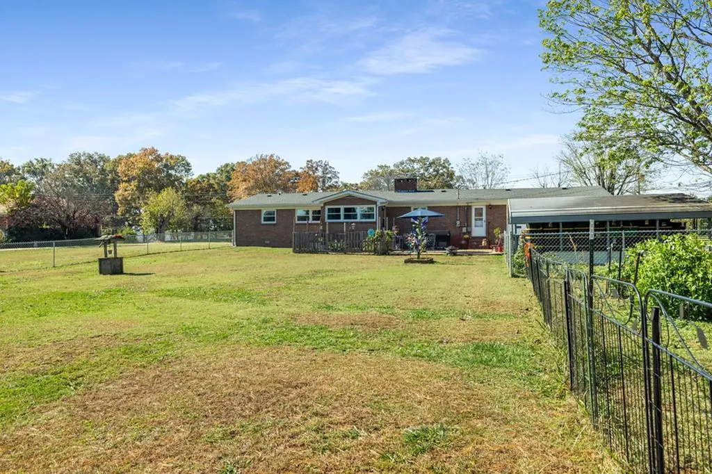 3564 Smithville Highway Mcminnville TN 37110