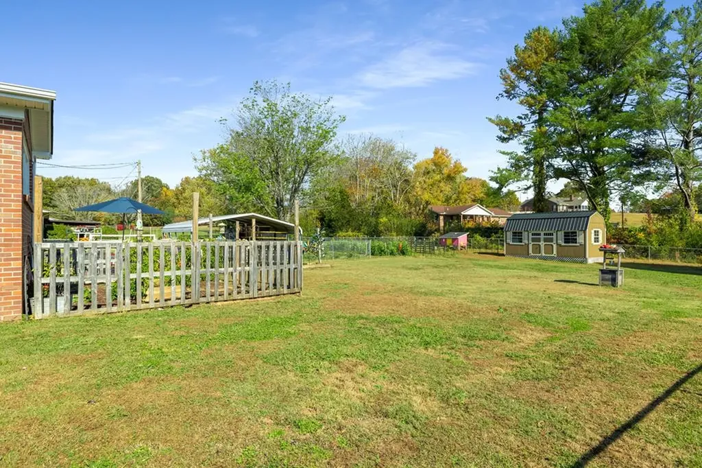 3564 Smithville Highway Mcminnville TN 37110