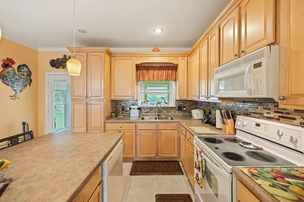 169 Prosperity Drive Baxter TN 38544