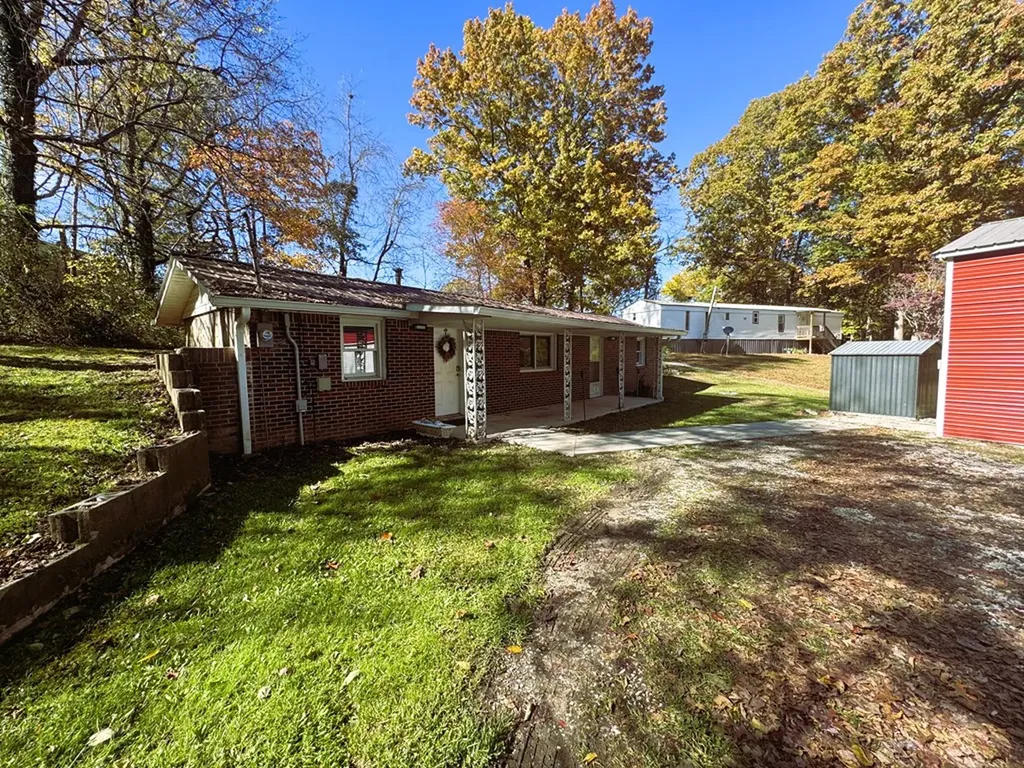 111 Summit Drive Jamestown TN 38566