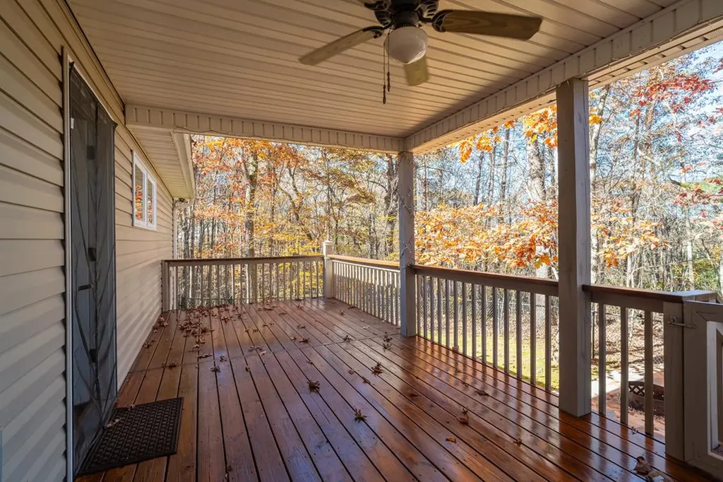 128 Sunset Point Crossville TN 38571-3679