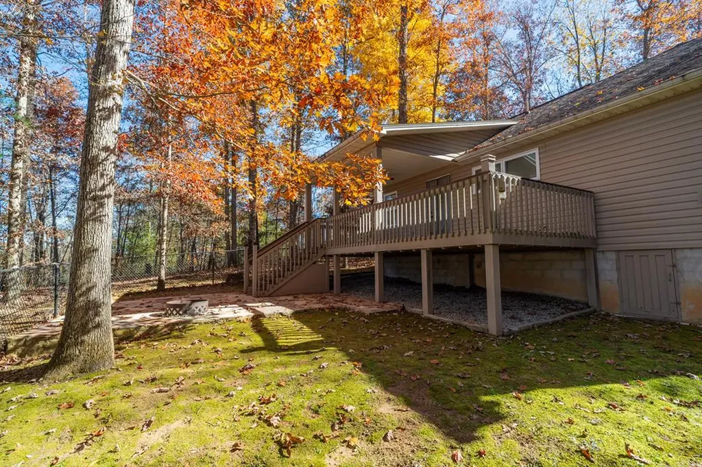 128 Sunset Point Crossville TN 38571-3679