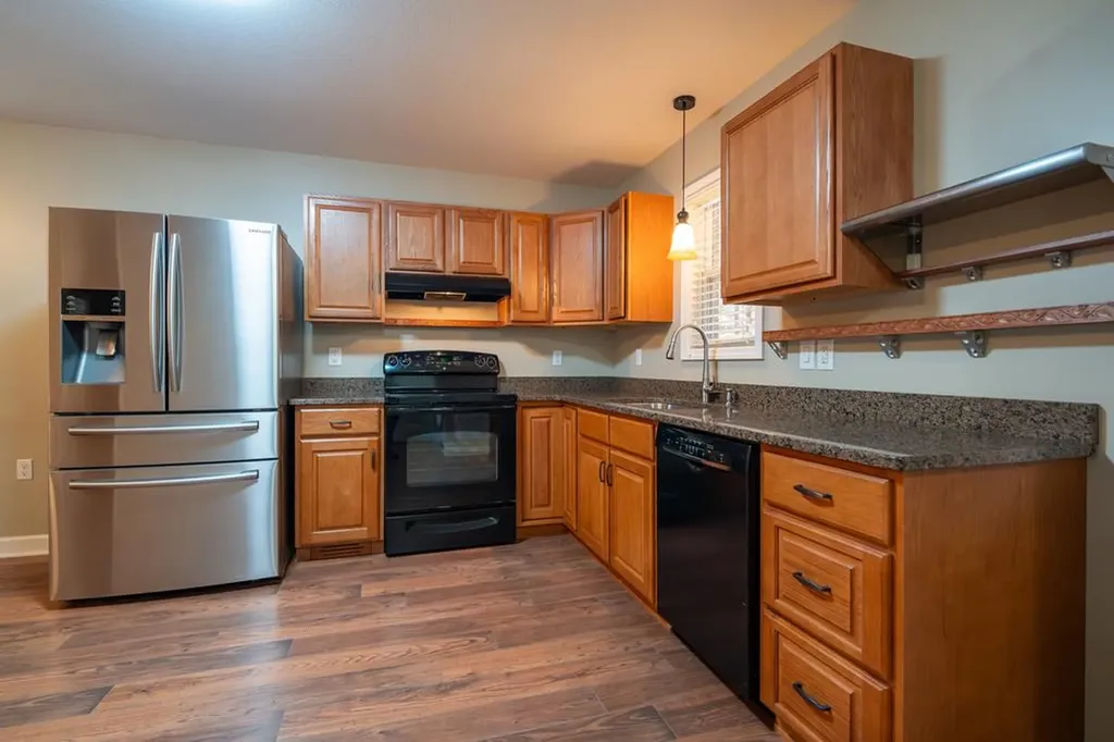 128 Sunset Point Crossville TN 38571-3679