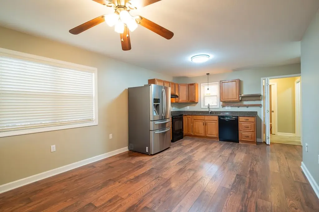 128 Sunset Point Crossville TN 38571-3679