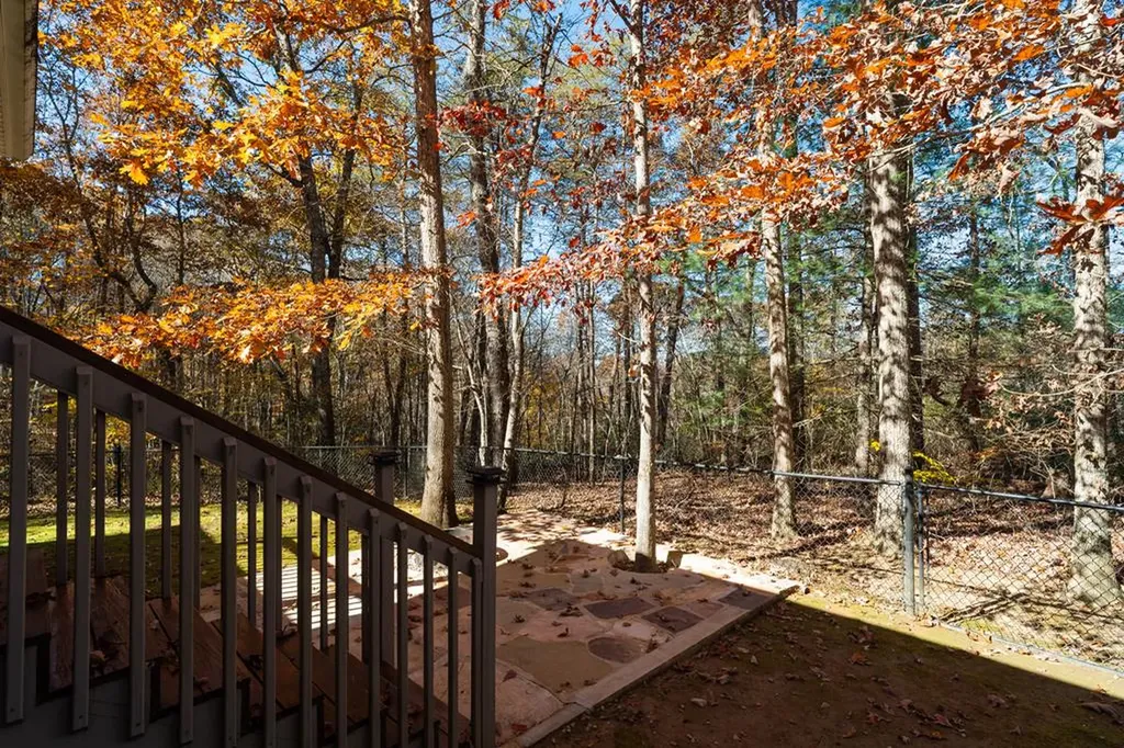 128 Sunset Point Crossville TN 38571-3679