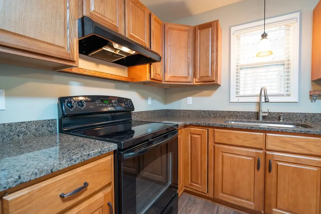 128 Sunset Point Crossville TN 38571-3679