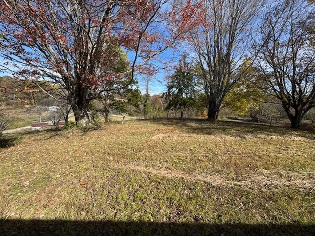 83 Millie Ridge Road Celina TN 38551