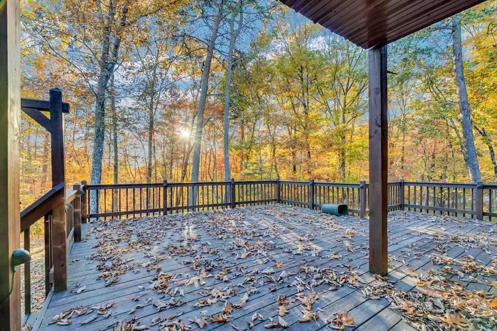 1041 High Meadow Drive Spencer TN 38585