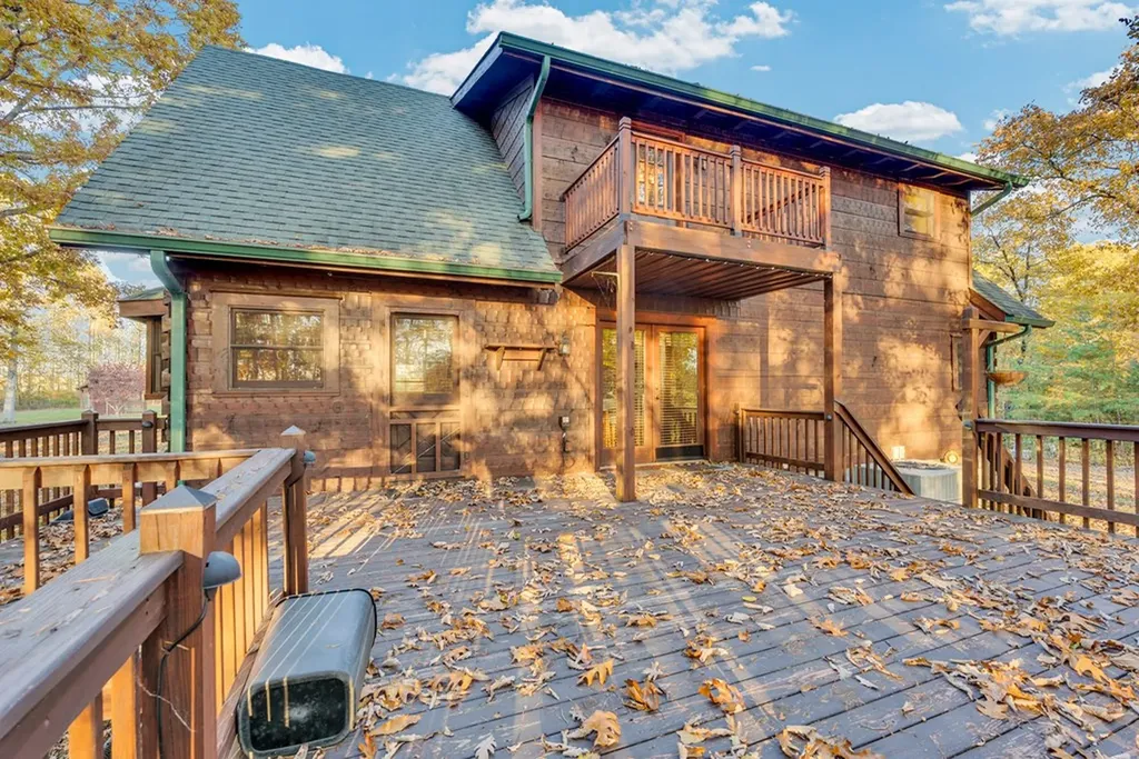 1041 High Meadow Drive Spencer TN 38585