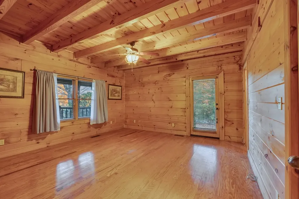 1041 High Meadow Drive Spencer TN 38585