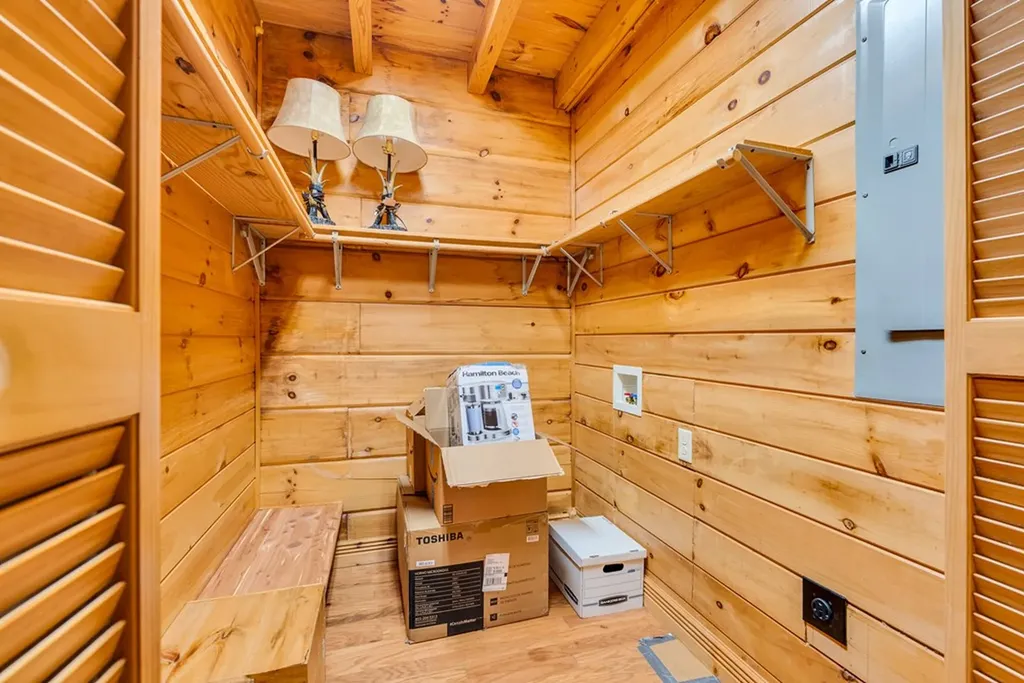 1041 High Meadow Drive Spencer TN 38585