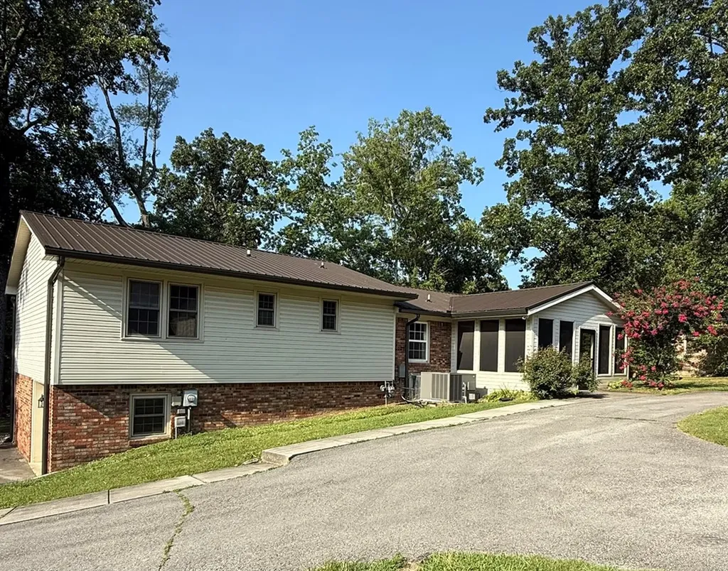 1015 Tanglewood Drive Cookeville TN 38501