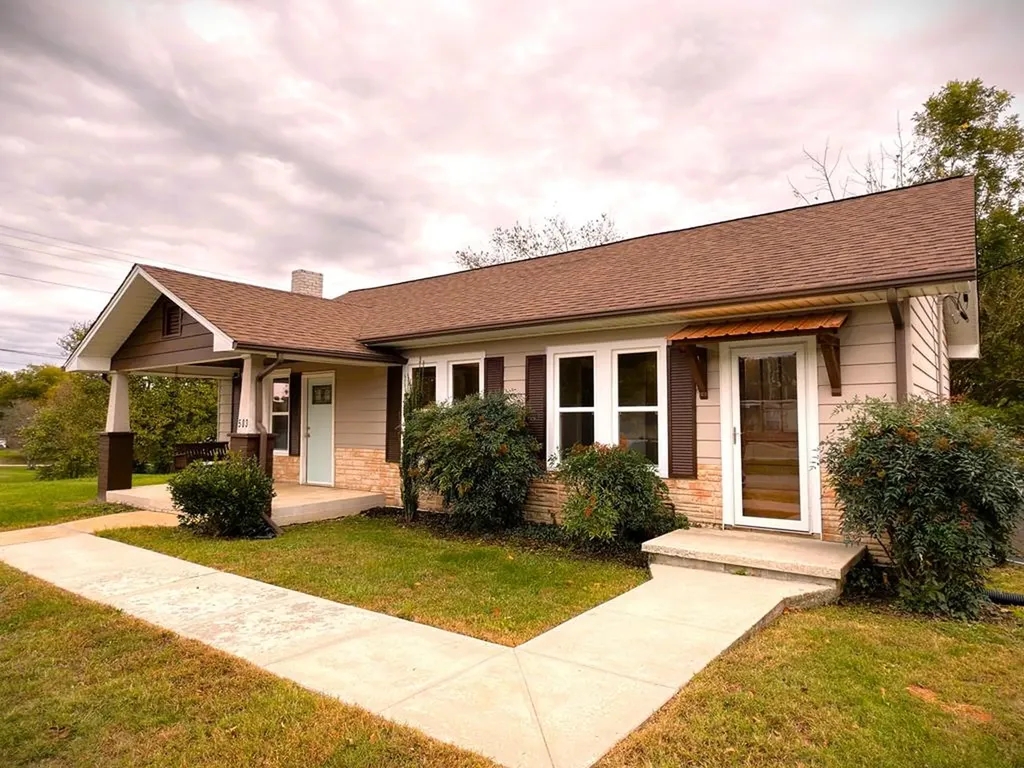 503 W 3rd Street Livingston TN 38570