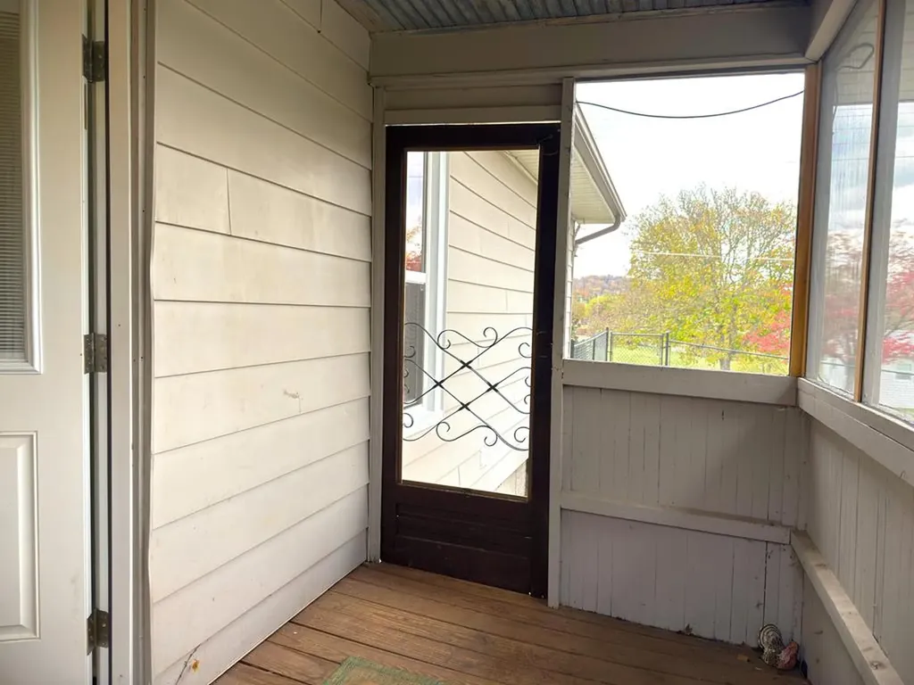 503 W 3rd Street Livingston TN 38570