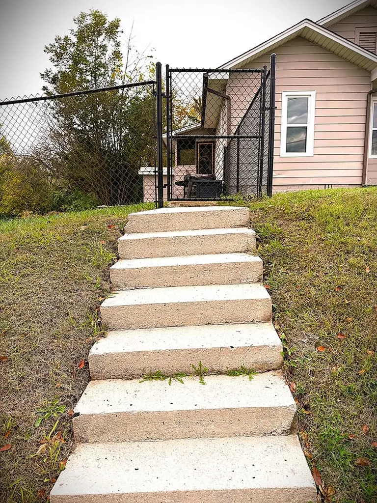 503 W 3rd Street Livingston TN 38570