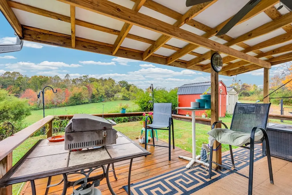 921 Barney Holt Jamestown TN 38556