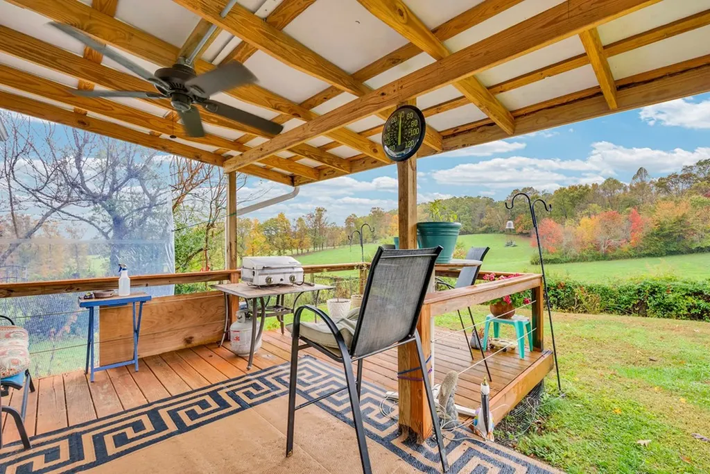 921 Barney Holt Jamestown TN 38556