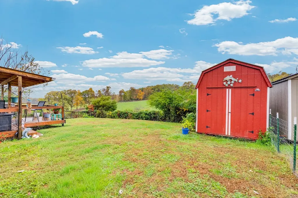 921 Barney Holt Jamestown TN 38556