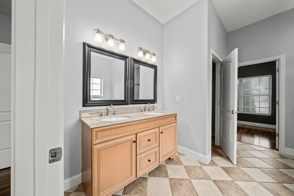 39 N Riverview Lane Crossville TN 38555