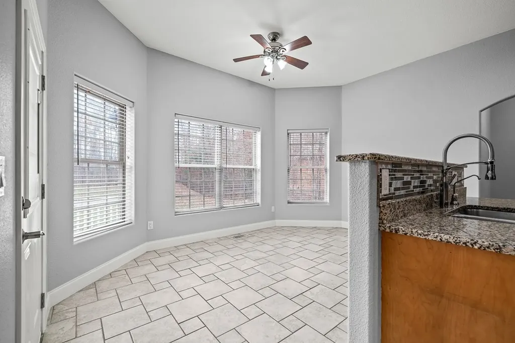 39 N Riverview Lane Crossville TN 38555