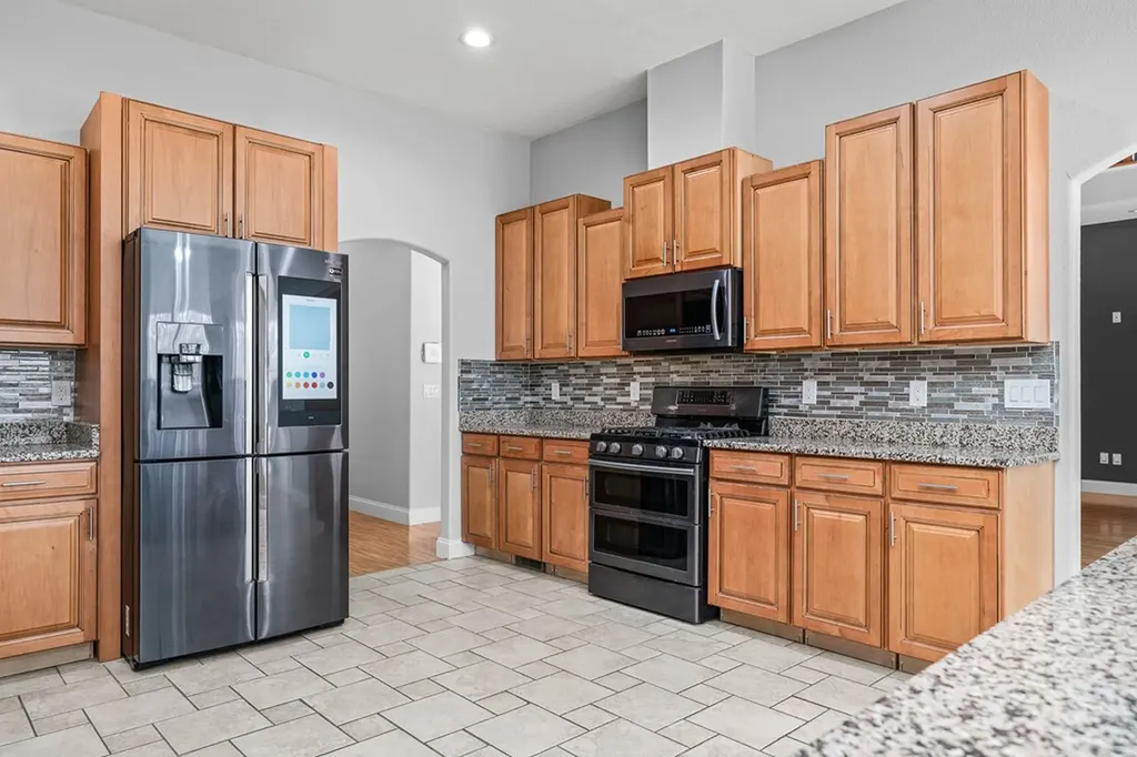 39 N Riverview Lane Crossville TN 38555