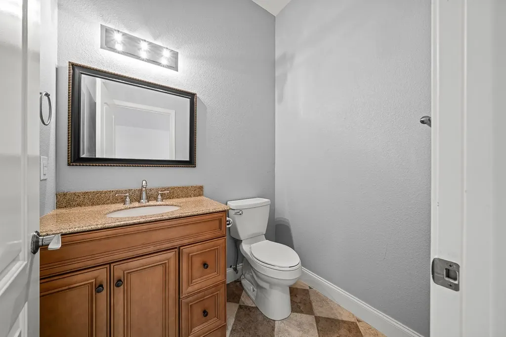 39 N Riverview Lane Crossville TN 38555