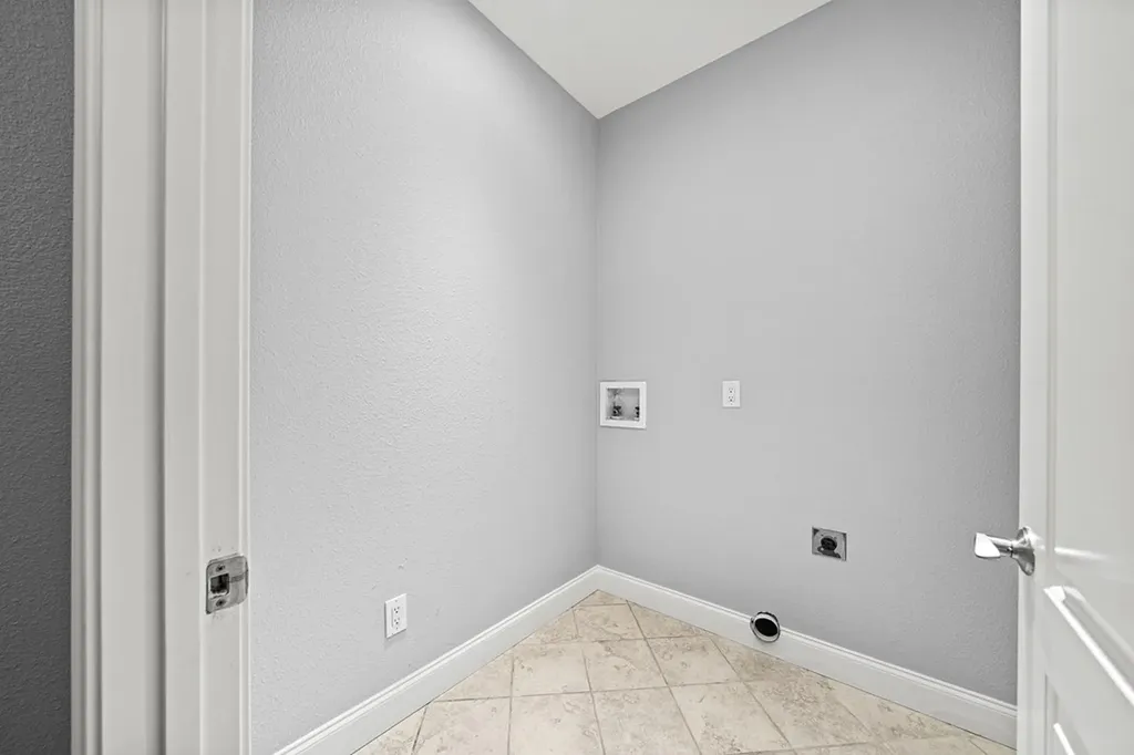 39 N Riverview Lane Crossville TN 38555