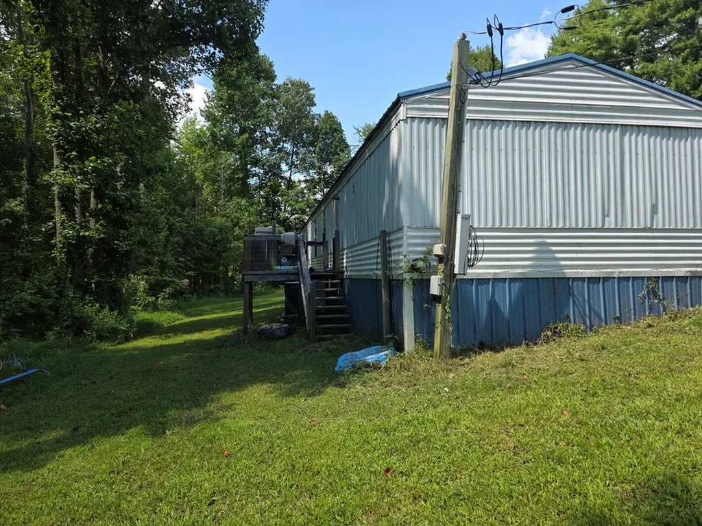 2795 Glade Creek Road Sparta TN 38583