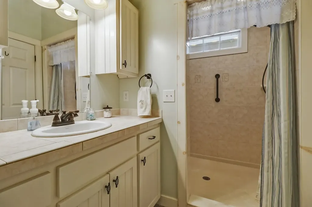 876 Crab Mountain Road Jamestown TN 38556