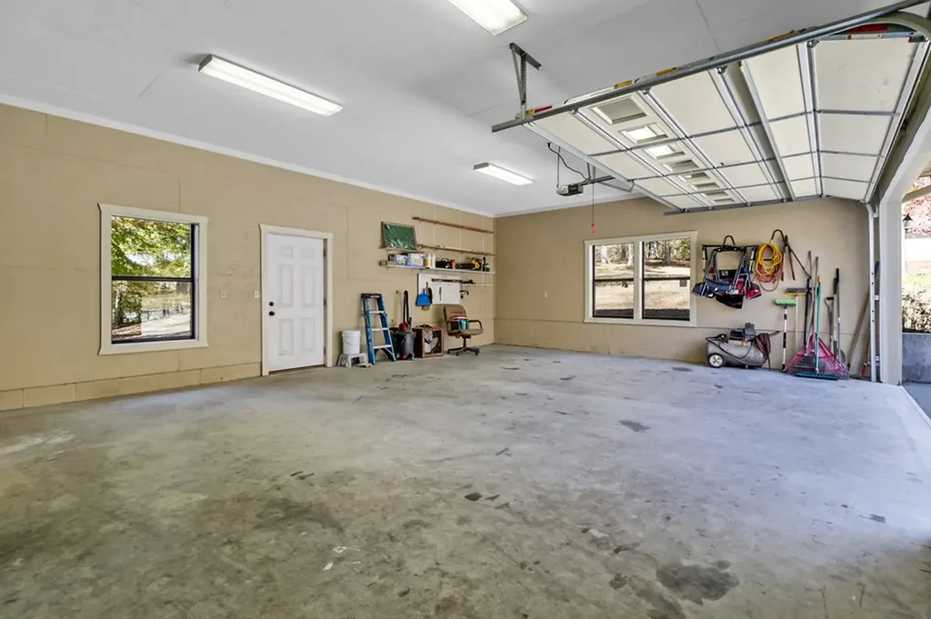 876 Crab Mountain Road Jamestown TN 38556