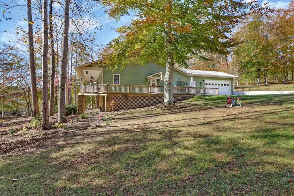 876 Crab Mountain Road Jamestown TN 38556