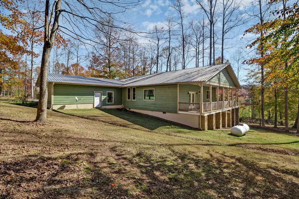 876 Crab Mountain Road Jamestown TN 38556