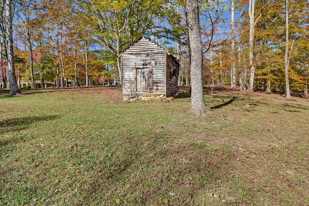 876 Crab Mountain Road Jamestown TN 38556